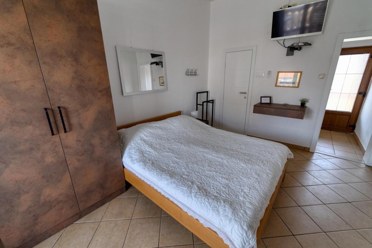 Apartmani Vesna Bibinje Zewnętrze zdjęcie